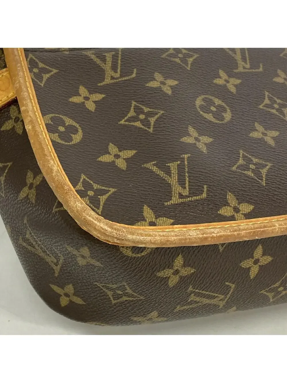 Louis Vuitton Sologne Handbag Canvas #334282L83B